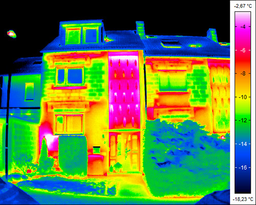 Gebäudethermografie Aachen am Beispiel Wärmebrücke